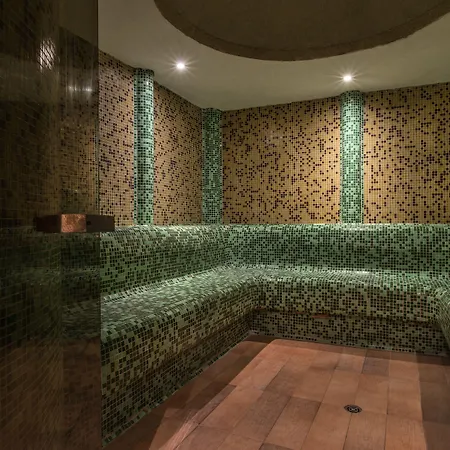 ホテル Mura バンスコ